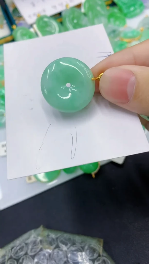 颈饰未镶嵌翡翠1111111111111