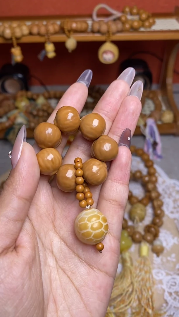 手串猴头核桃全品无暇屁桃➕小富甲手捻