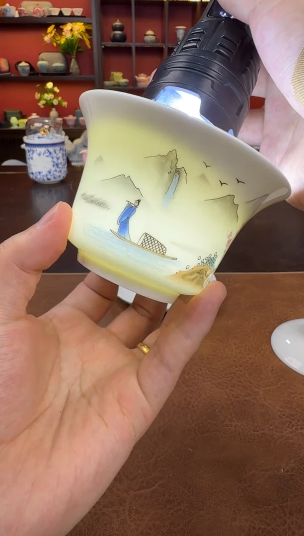 这是真便宜-粉彩盖碗+二杯