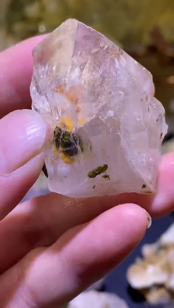 未镶嵌珠宝半成品水晶C****部四川超七花园水晶