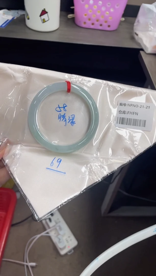 未镶嵌手镯翡翠翡翠手镯
