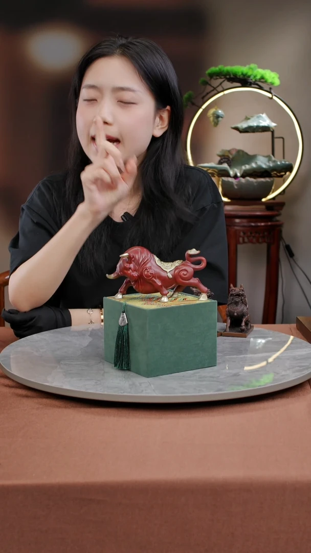 黄铜111小号铜牛红色