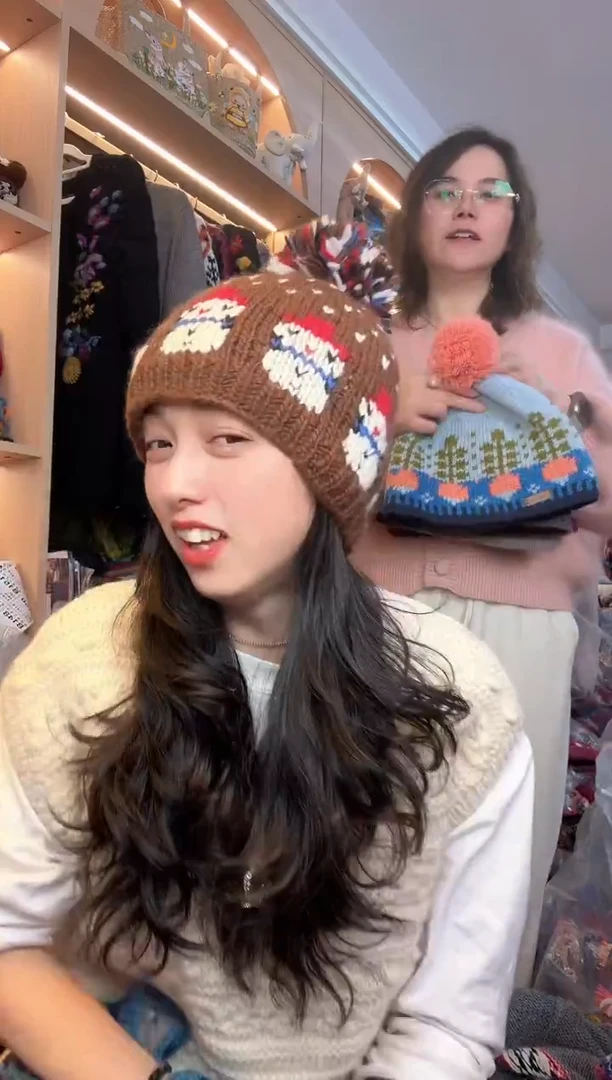 羊毛焦糖色像素雪人单球帽