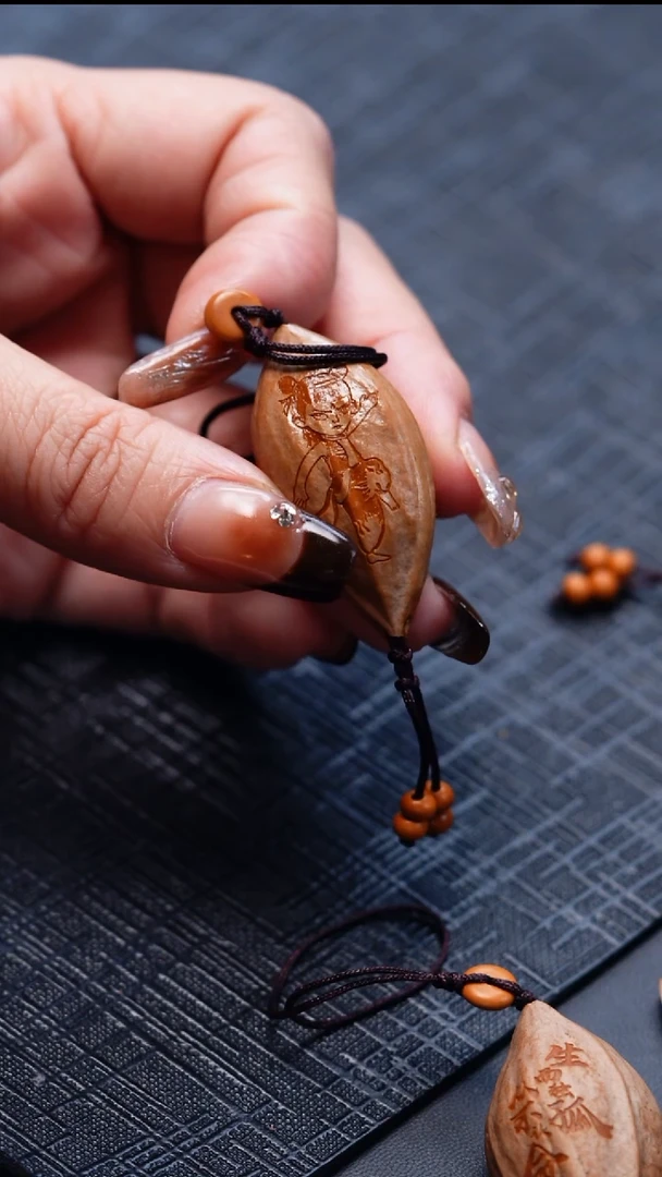 其他橄榄核愿****莲橄榄核