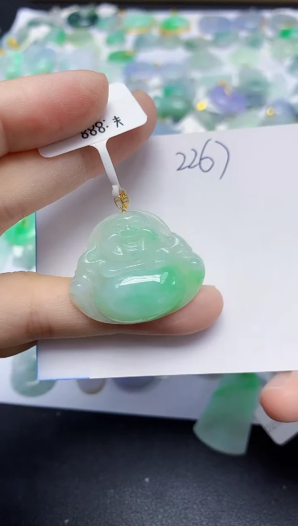 翡翠18K金镶嵌颈饰天然缅甸翡翠A货