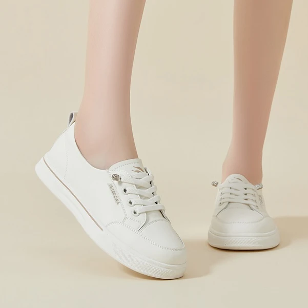 YEARCON/意尔康女鞋2025秋季新款透气小白鞋时尚百搭软底休闲鞋潮