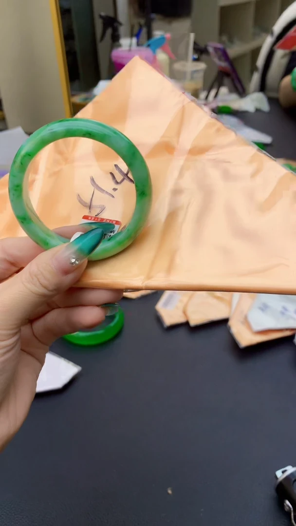 【闪购商品】翡翠手镯未镶嵌0934307393