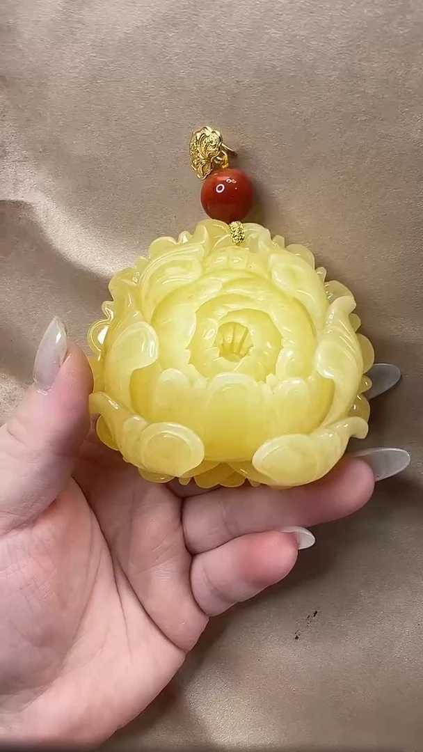琥珀颈饰未镶嵌吊坠