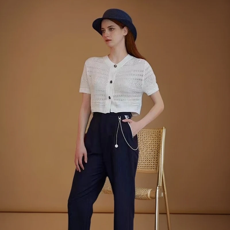 D-HARRY/迪哈利2022夏季白色针织短袖女显瘦遮肉上衣DH222C95180D