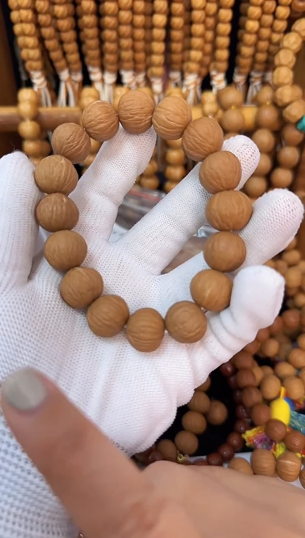 手串猴头核桃阿****y闪购凤羽