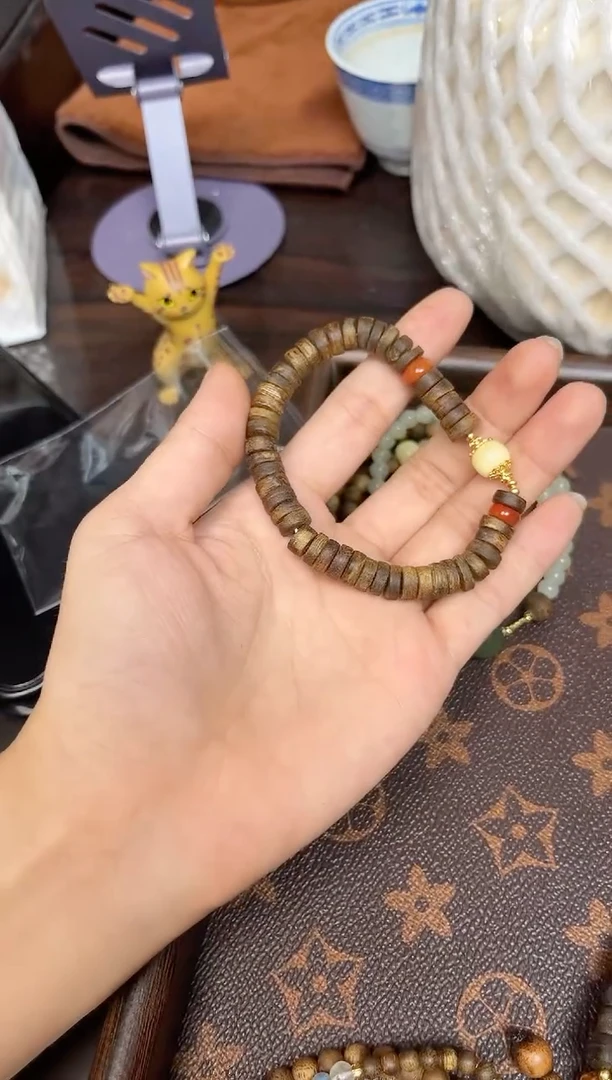 非洲檀香无事牌040莺歌绿大药片diy