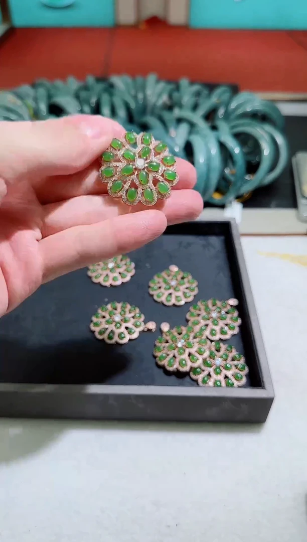 颈饰银S925镶嵌和田玉【龙龙严选】和田玉吊坠GLL-多样性发其一