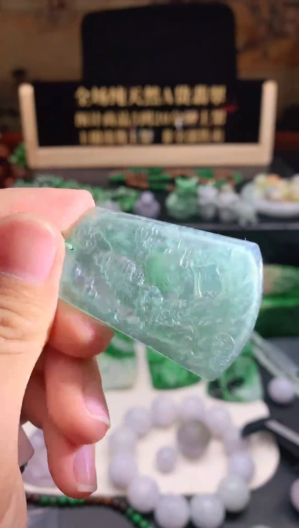 颈饰未镶嵌翡翠天然缅甸翡翠A货 74