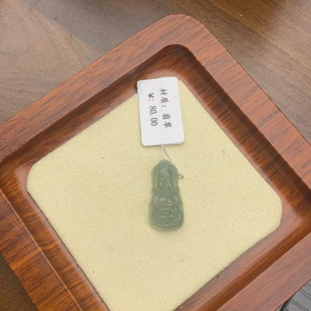 天然缅甸翡翠宝宝佛