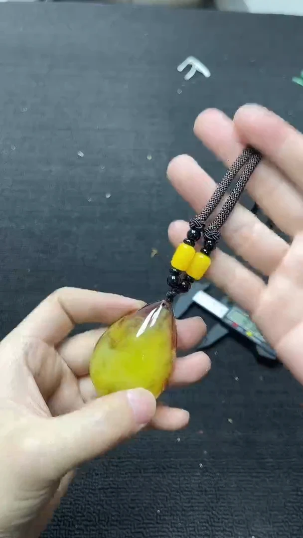 【闪购商品】蜜蜡吊坠(不含链)未镶嵌精美吊坠2