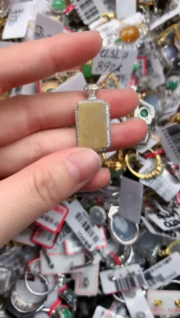 银S925镶嵌戒指翡翠111           6