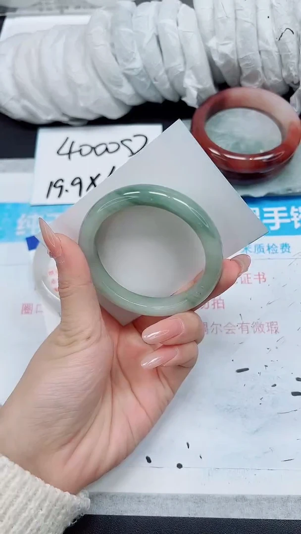 【闪购商品】石英质玉手镯未镶嵌A42-54/55