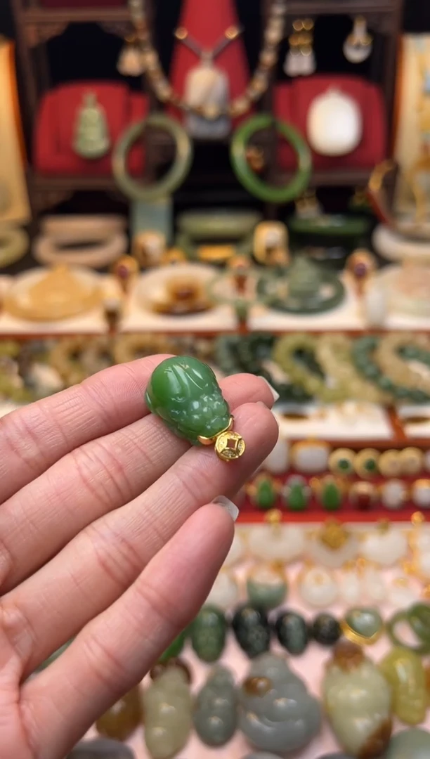 【闪购商品】和田玉挂件18K金镶嵌精品