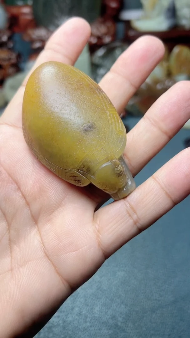 未镶嵌和田玉把件-