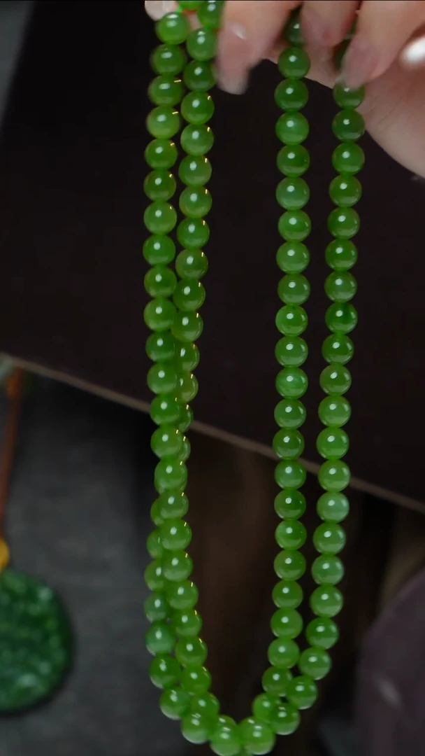 毛衣链未镶嵌和田玉（碧玉）碧玉毛衣链7-8mm 多样性发其一