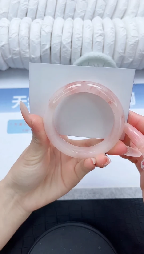 【闪购商品】石英质玉手镯未镶嵌P312-53