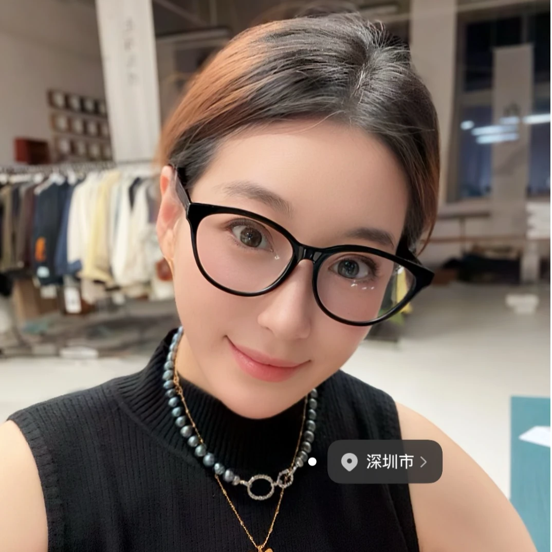 B01--B150深圳代工品牌太阳镜时尚黑色高清高透显脸小复古老钱风