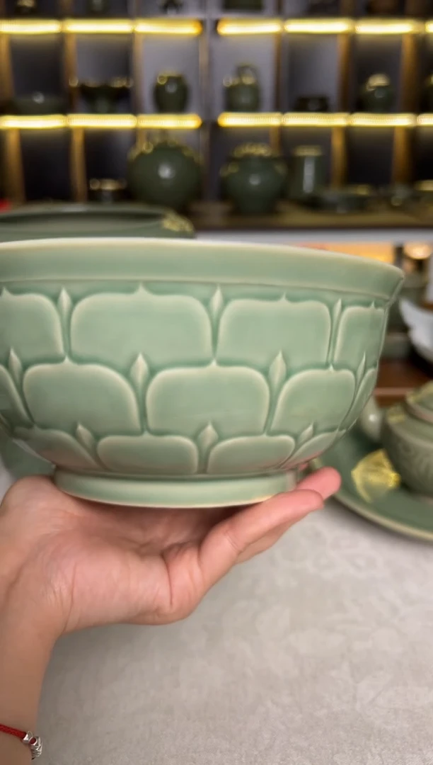 瓷片耀州窑青釉18 厘米莲瓣大碗微瑕福利一只