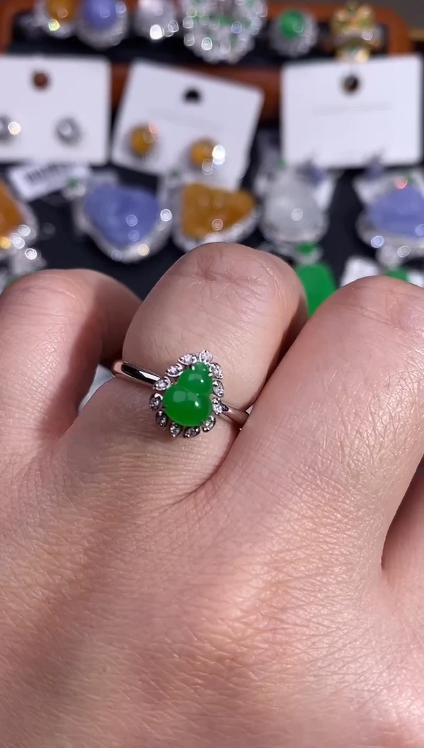 【闪购商品】翡翠戒指18K金镶嵌戒指