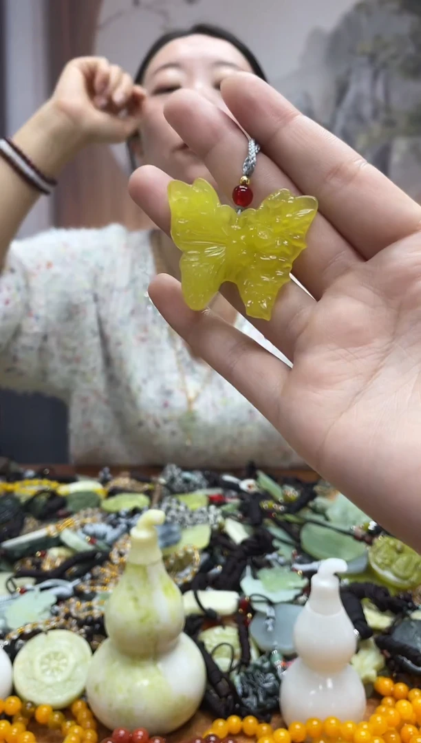 未镶嵌岫玉吊坠·