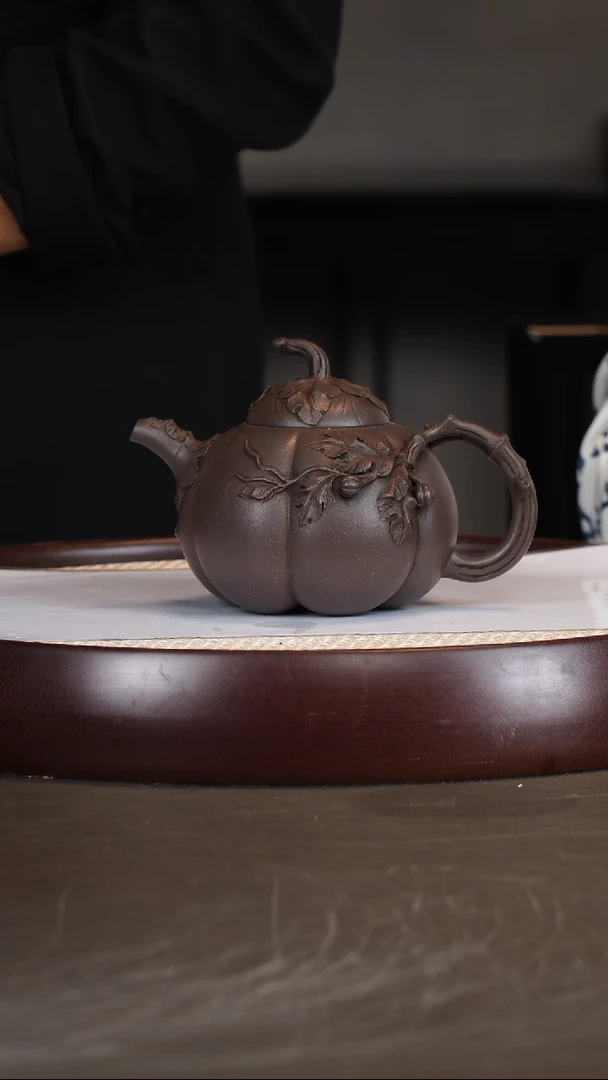 茶壶紫砂江案卿 鸣远南瓜 天青泥 320cc