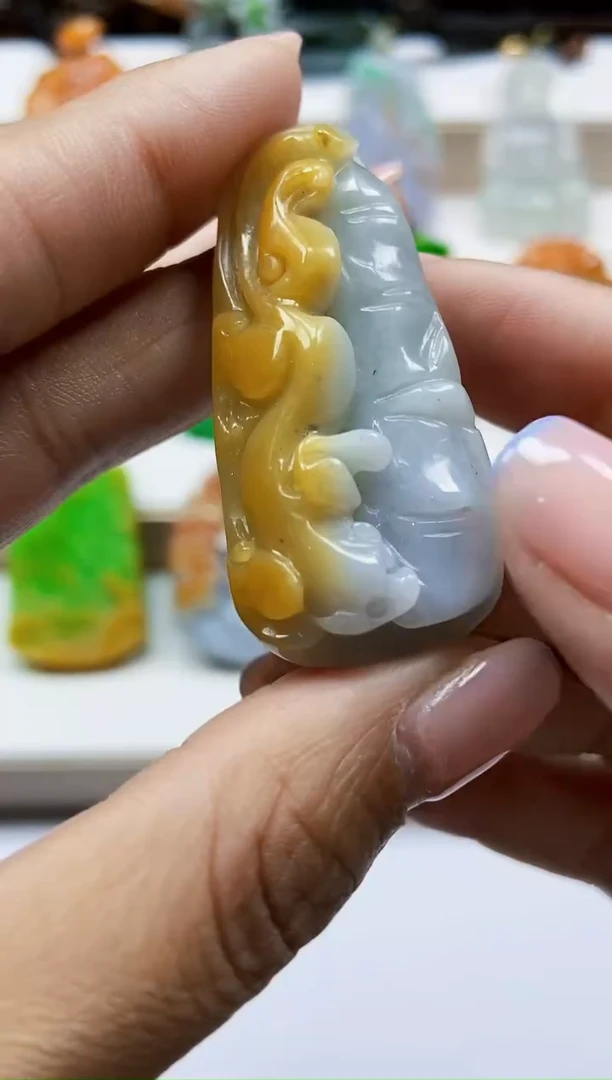 颈饰未镶嵌翡翠翡翠A货