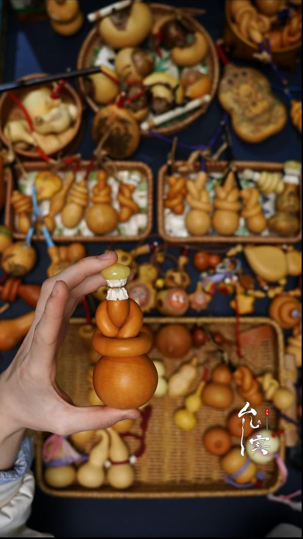 M**%文玩葫芦手把件