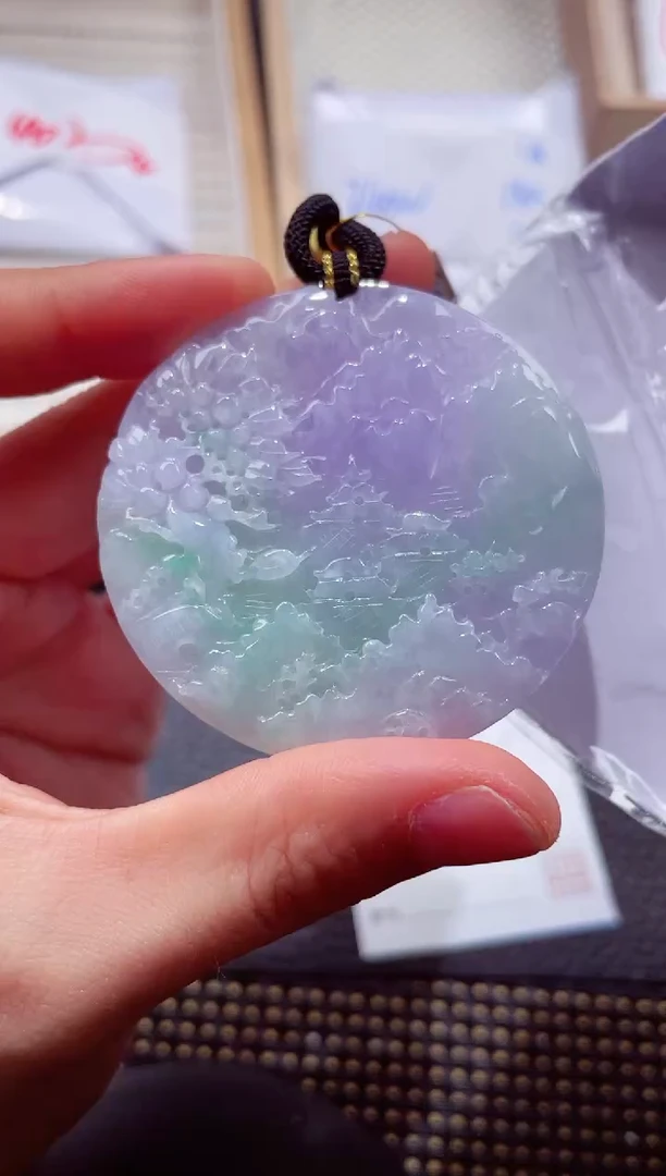 颈饰未镶嵌翡翠 000111