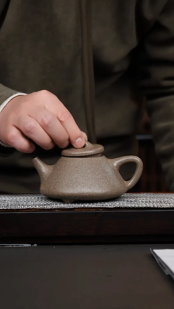 茶壶紫砂韩惠琴·青降坡子冶石瓢