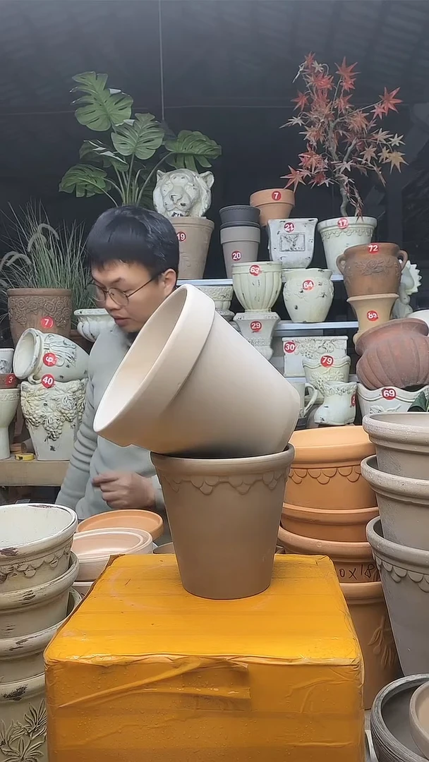 【闪购商品】缸1套15*14/灰土托+3套13灰巴洛克