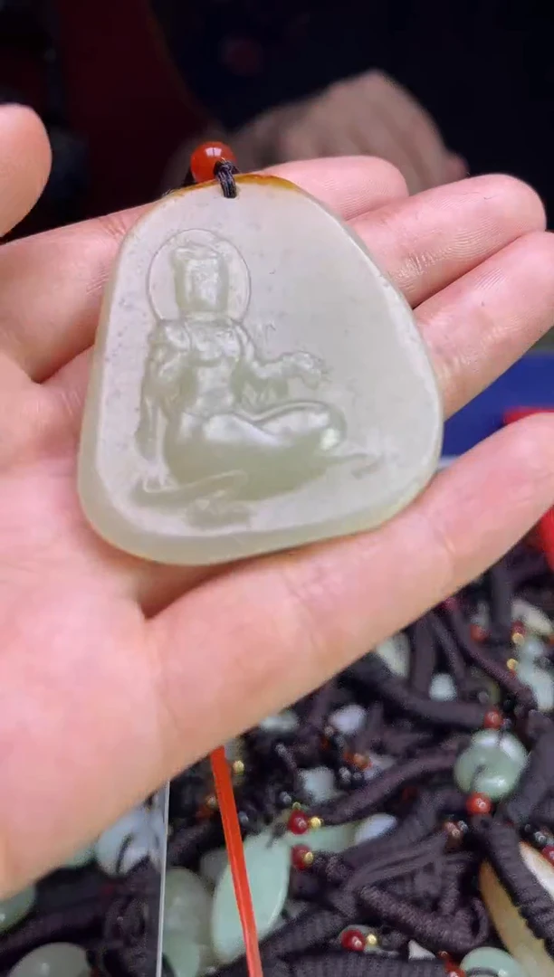 未镶嵌和田玉挂件1