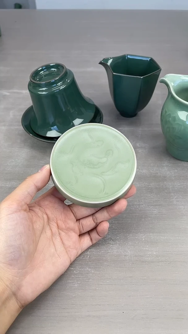 青瓷仓储福利清仓