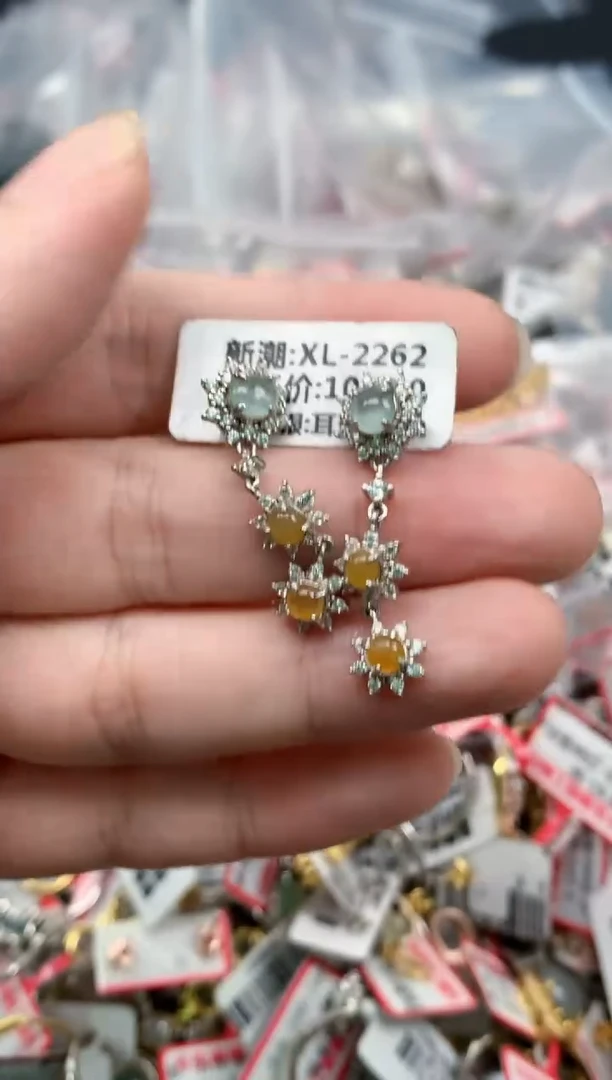 翡翠戒指银S925镶嵌天然缅甸翡翠