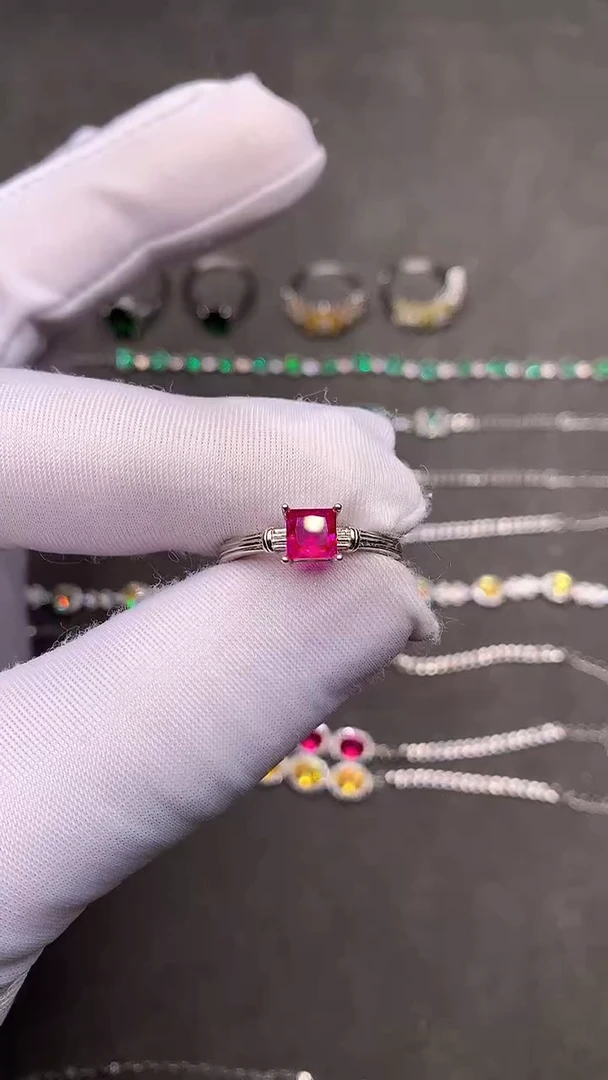 【闪购商品】红宝石戒指银S925镶嵌.......