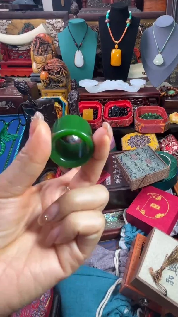 【闪购商品】和田玉（碧玉）867786876876876未镶嵌867876876876