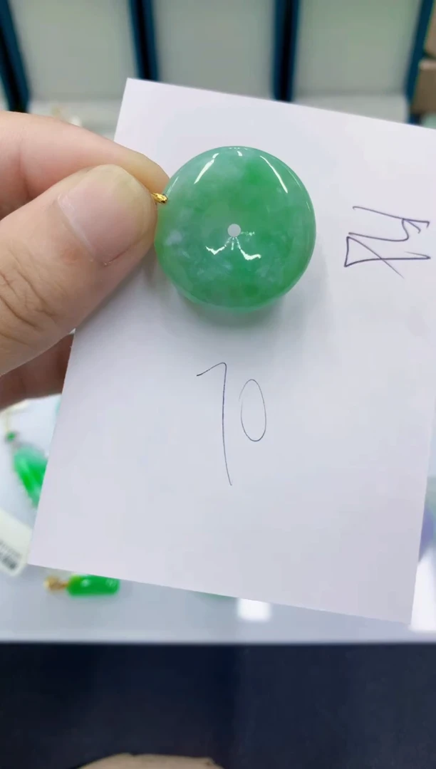 颈饰未镶嵌翡翠翡翠