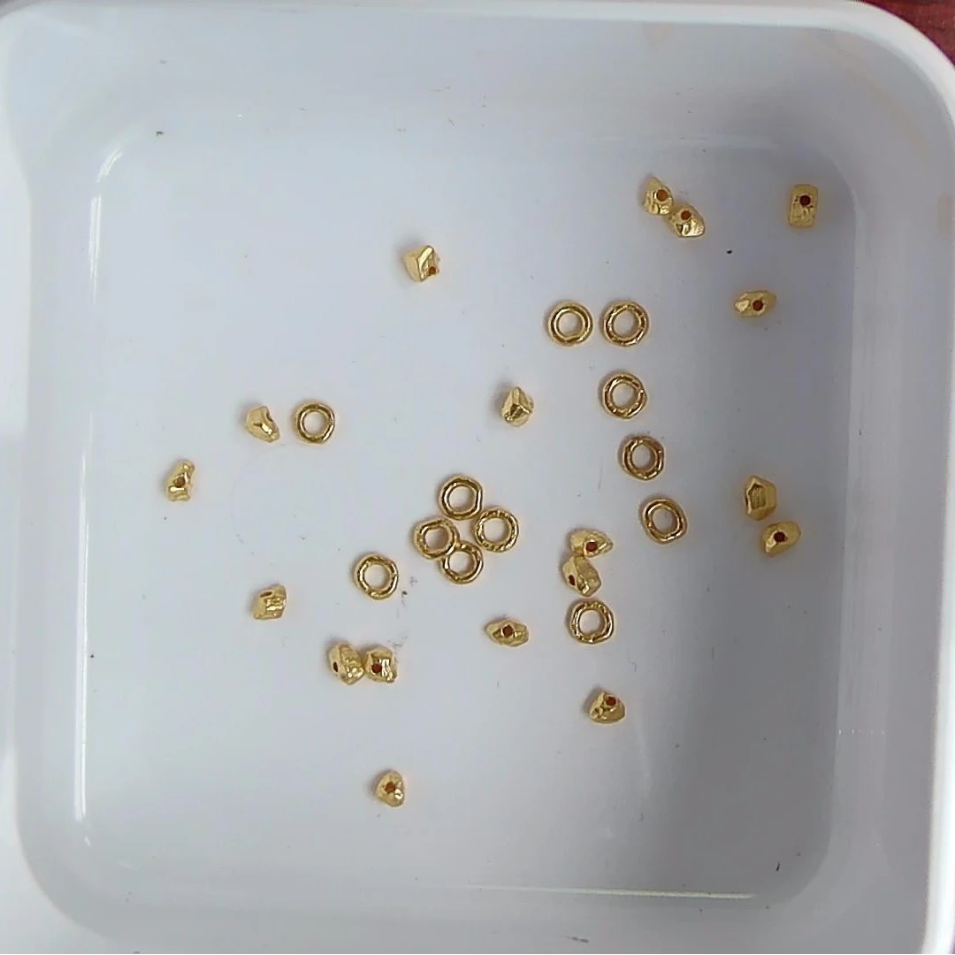 黄金足金小金 豆