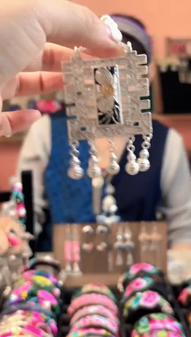 织绣艺枝独绣手工饰品152