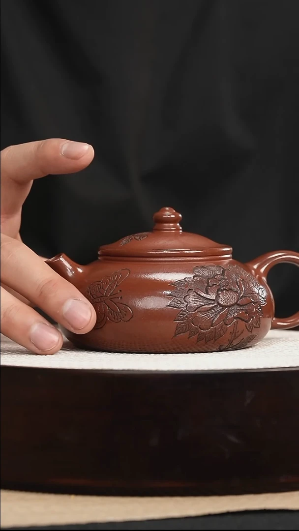茶壶紫砂龙血砂刻绘寒江