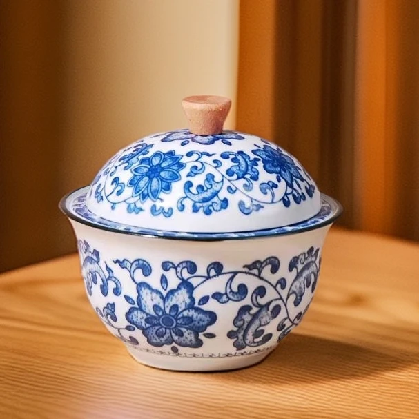 青花缠枝莲牡丹烟灰缸@F34