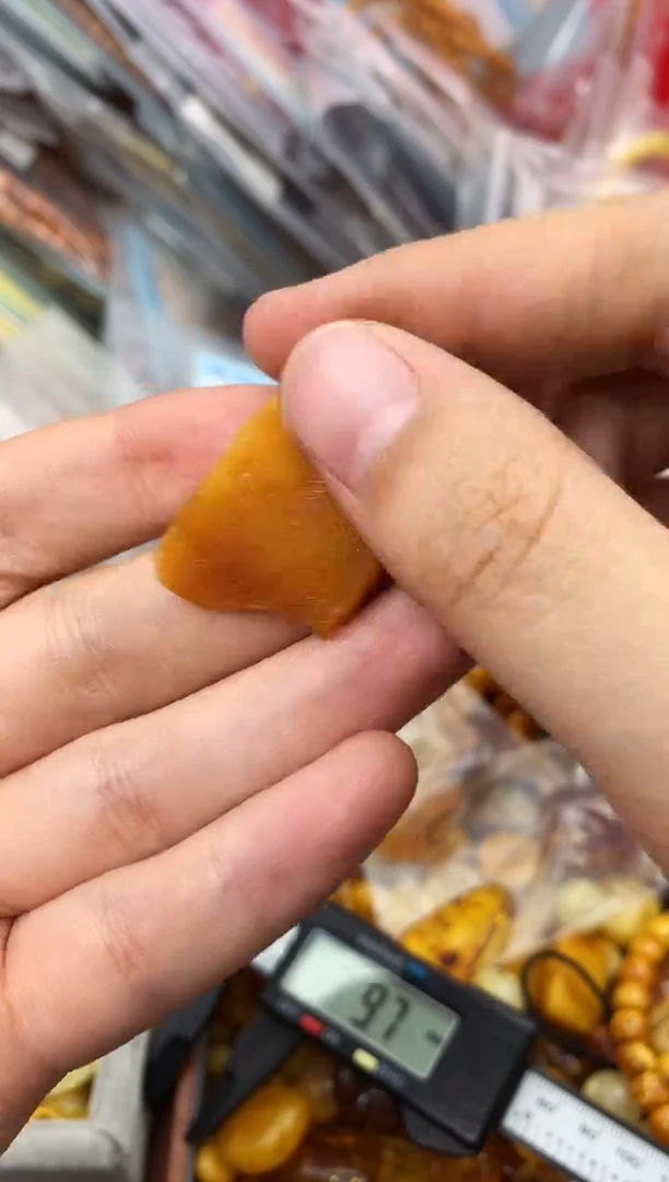 【闪购商品】琥珀珠宝奇石未镶嵌168