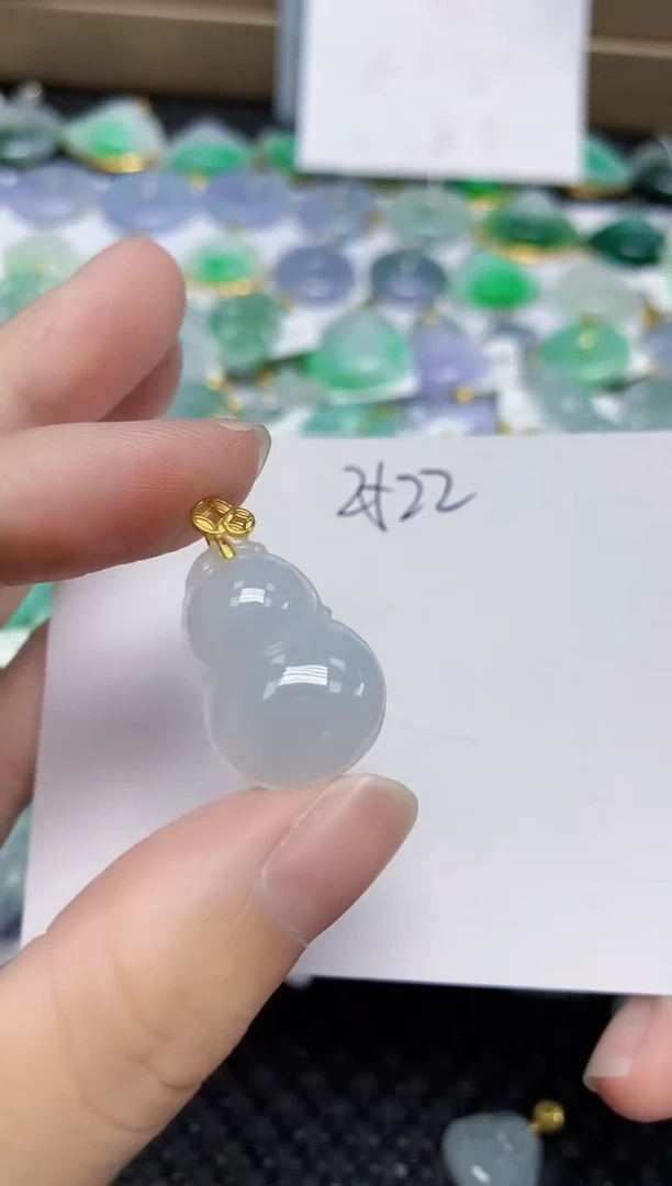 翡翠未镶嵌颈饰天然缅甸翡翠A货