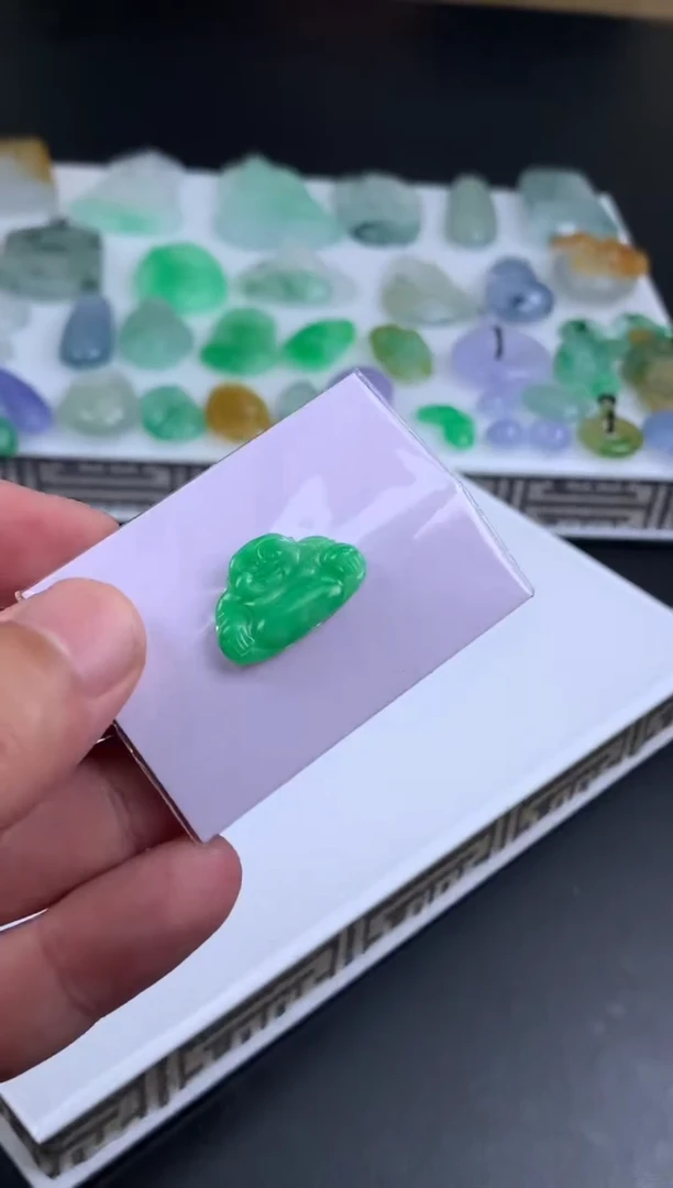 【闪购商品】定制翡翠未镶嵌翡翠