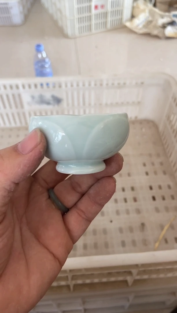 杯无运费险有瑕疵的摄影的产品有使用过的痕迹有点脏介意勿拍