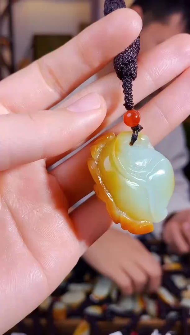 【闪购商品】和田玉颈饰未镶嵌1